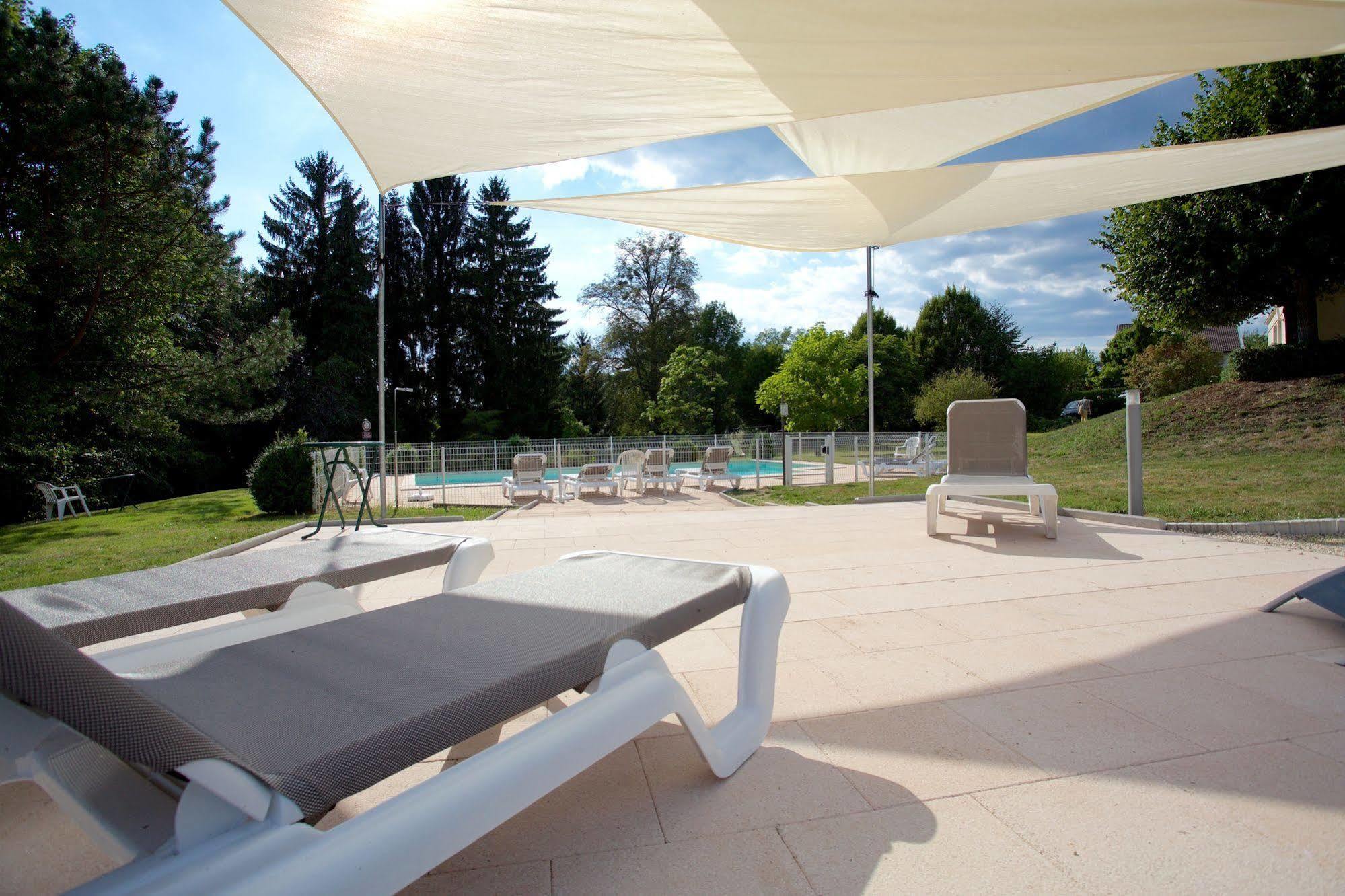 Logis Hotel Restaurant Spa Beau Site Luxeuil-les-Bains Buitenkant foto