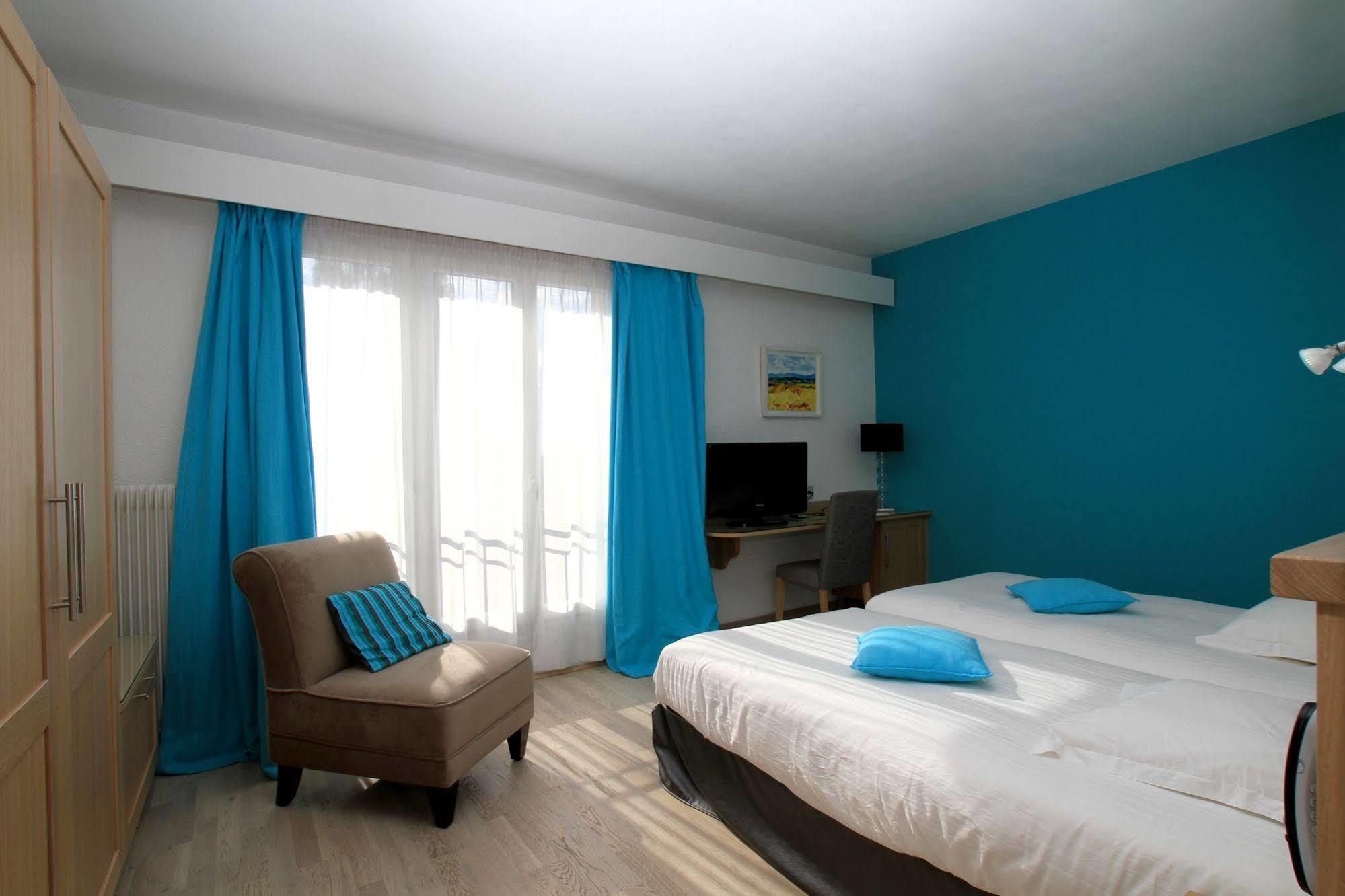 Logis Hotel Restaurant Spa Beau Site Luxeuil-les-Bains Buitenkant foto