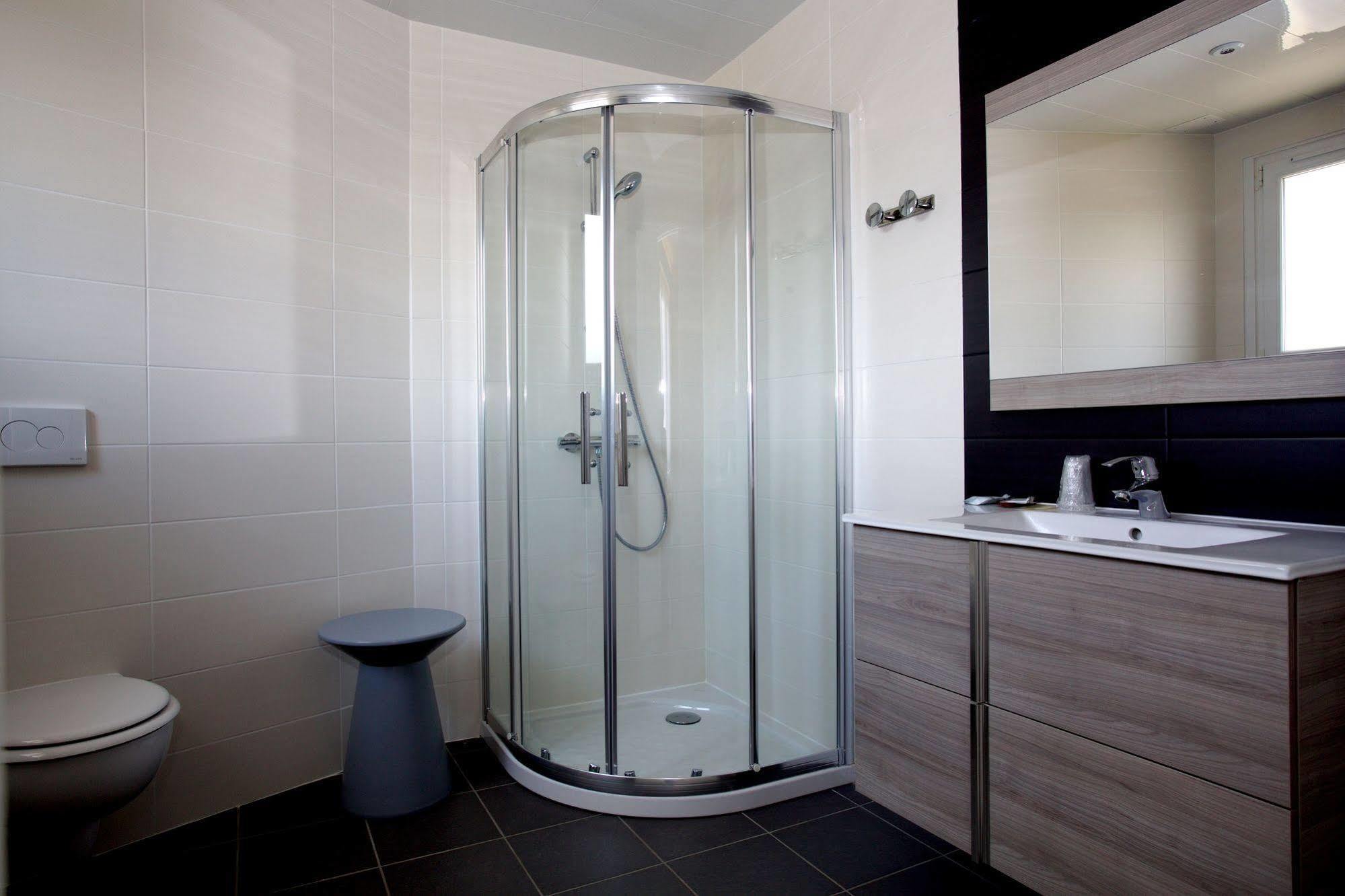 Logis Hotel Restaurant Spa Beau Site Luxeuil-les-Bains Buitenkant foto