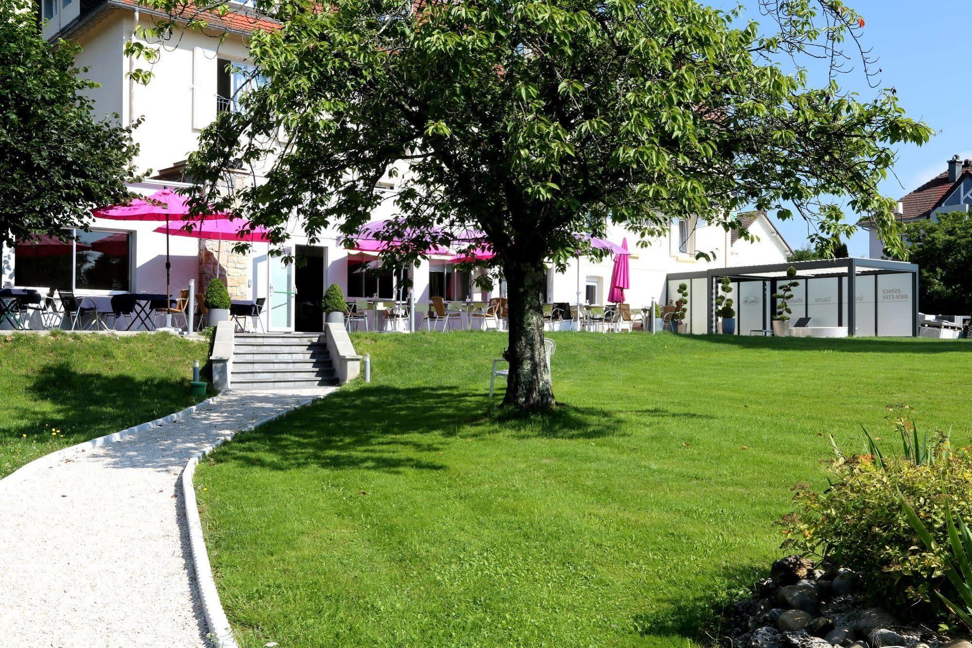 Logis Hotel Restaurant Spa Beau Site Luxeuil-les-Bains Buitenkant foto