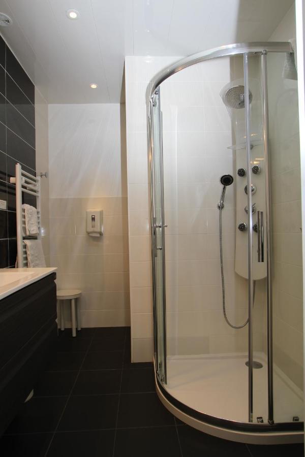 Logis Hotel Restaurant Spa Beau Site Luxeuil-les-Bains Buitenkant foto